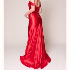 New Formal/Prom/Sweet 16 Gown